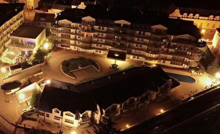 Aparthotel Kristoff Plaza Trencianske Teplice Trenčín Exteriér fotografie
